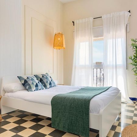 Hsh Suites Campana セビリア エクステリア 写真